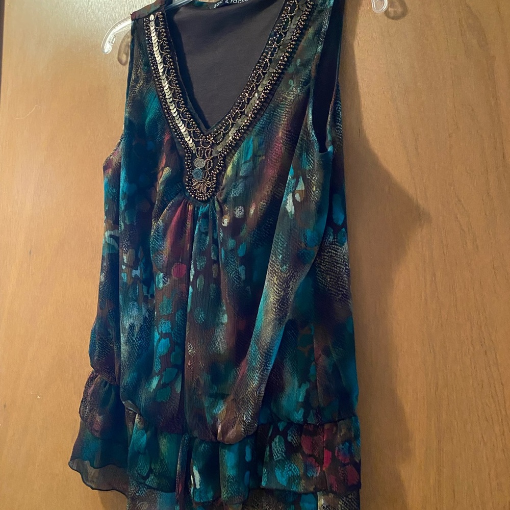 Zac & Rachel Blue Pink Sleeveless Embellished Blouse